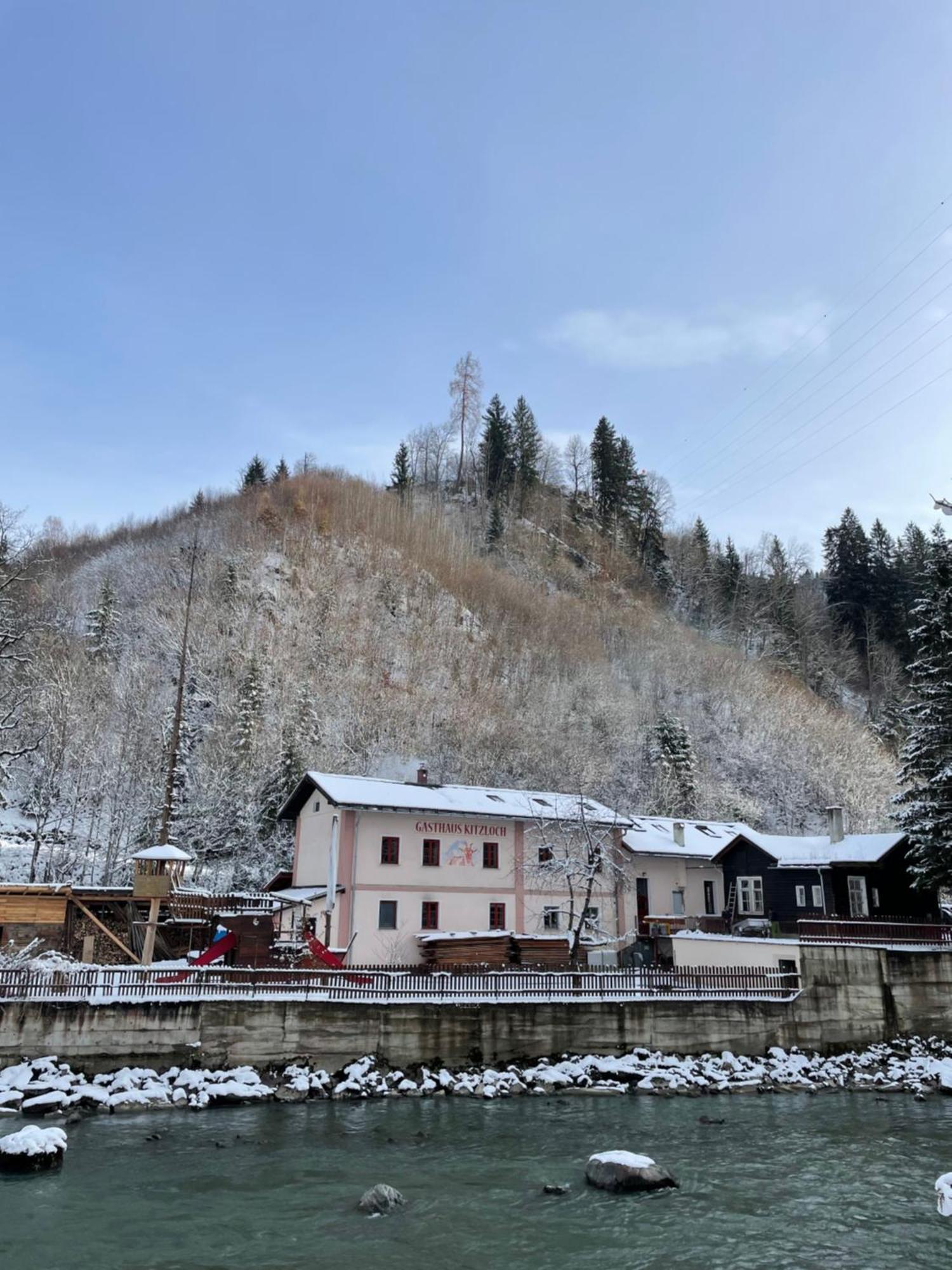 Gasthaus Kitzloch Taxenbach Buitenkant foto